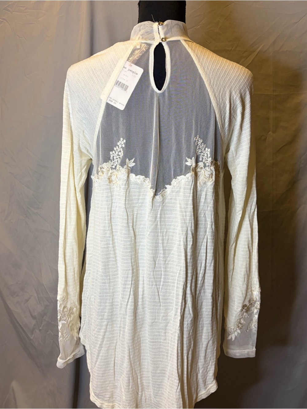 Free People Cream Lace-Back Long Sleeve Tee - Picture 5 of 12